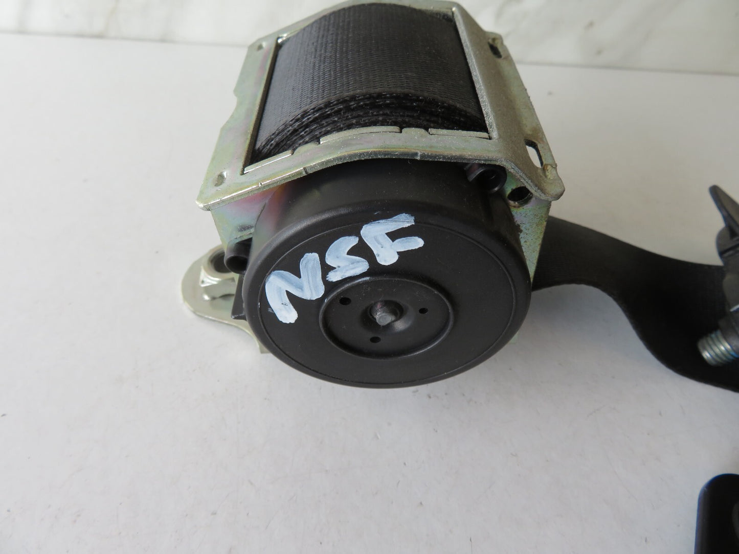 BMW MINI COOPER S R53 NSF PASSENGER SEAT BELT  7118129 2000-2005 AMS1406