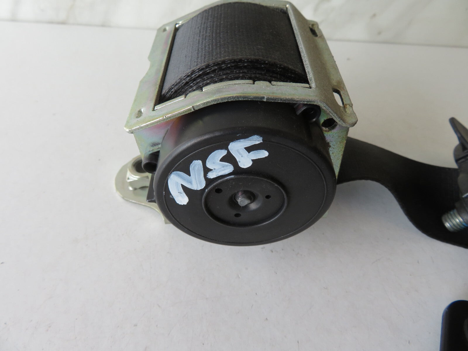 BMW MINI COOPER S R53 NSF PASSENGER SEAT BELT  7118129 2000-2005 AMS1406