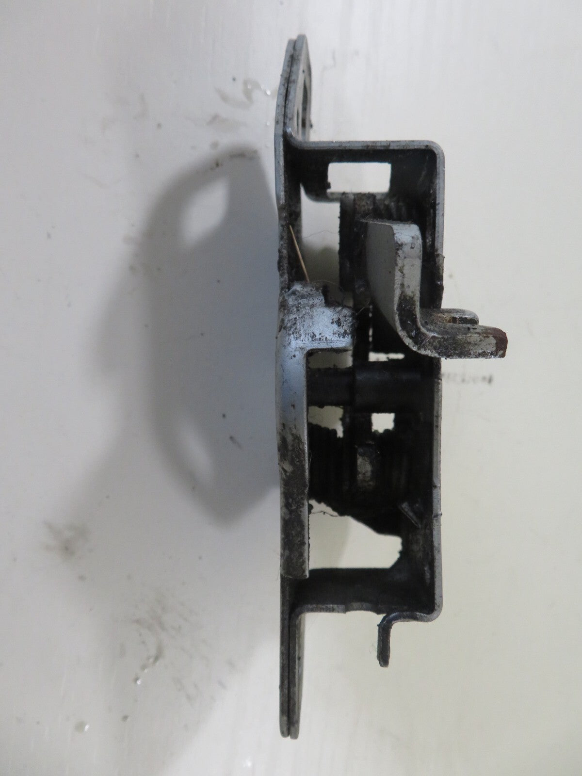 MINI COOPER R50 R52 OS DRIVER BONNET CATCH 2001-2006 1326-10