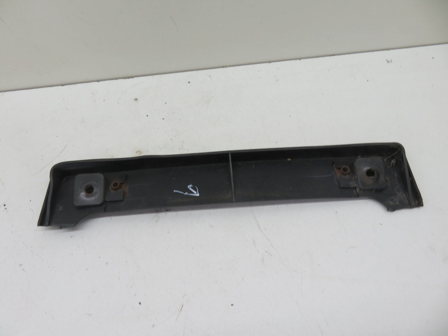TOYOTA MR2 MK2 SW20 FRONT IMPORT PLATE HOLDER DAMAGED 1990-1999 1000-6