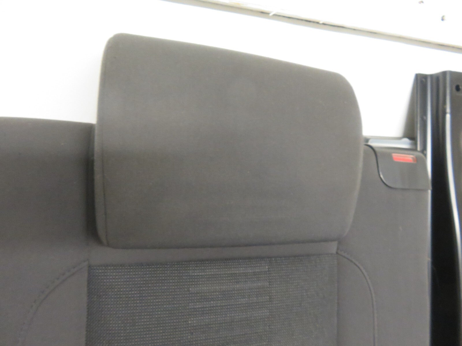 VOLKSWAGEN VW TOURAN REAR THIRD ROW CLOTH SEATS CADDY 2K 2003-2009