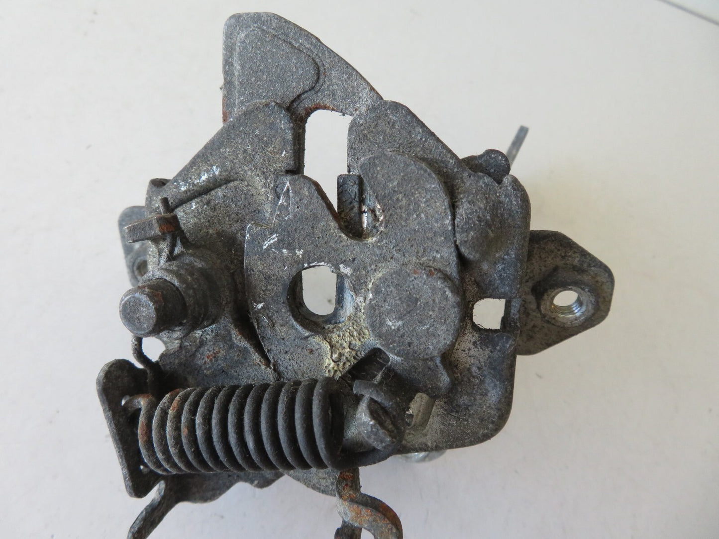 FORD KA 1.2 BONNET LOCK CATCH 2008-2016 AMS1522