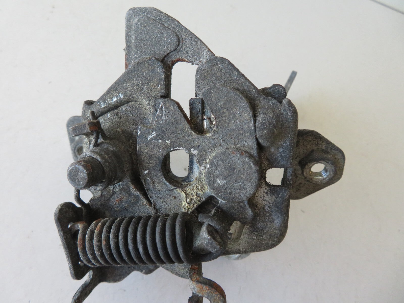 FORD KA 1.2 BONNET LOCK CATCH 2008-2016 AMS1522