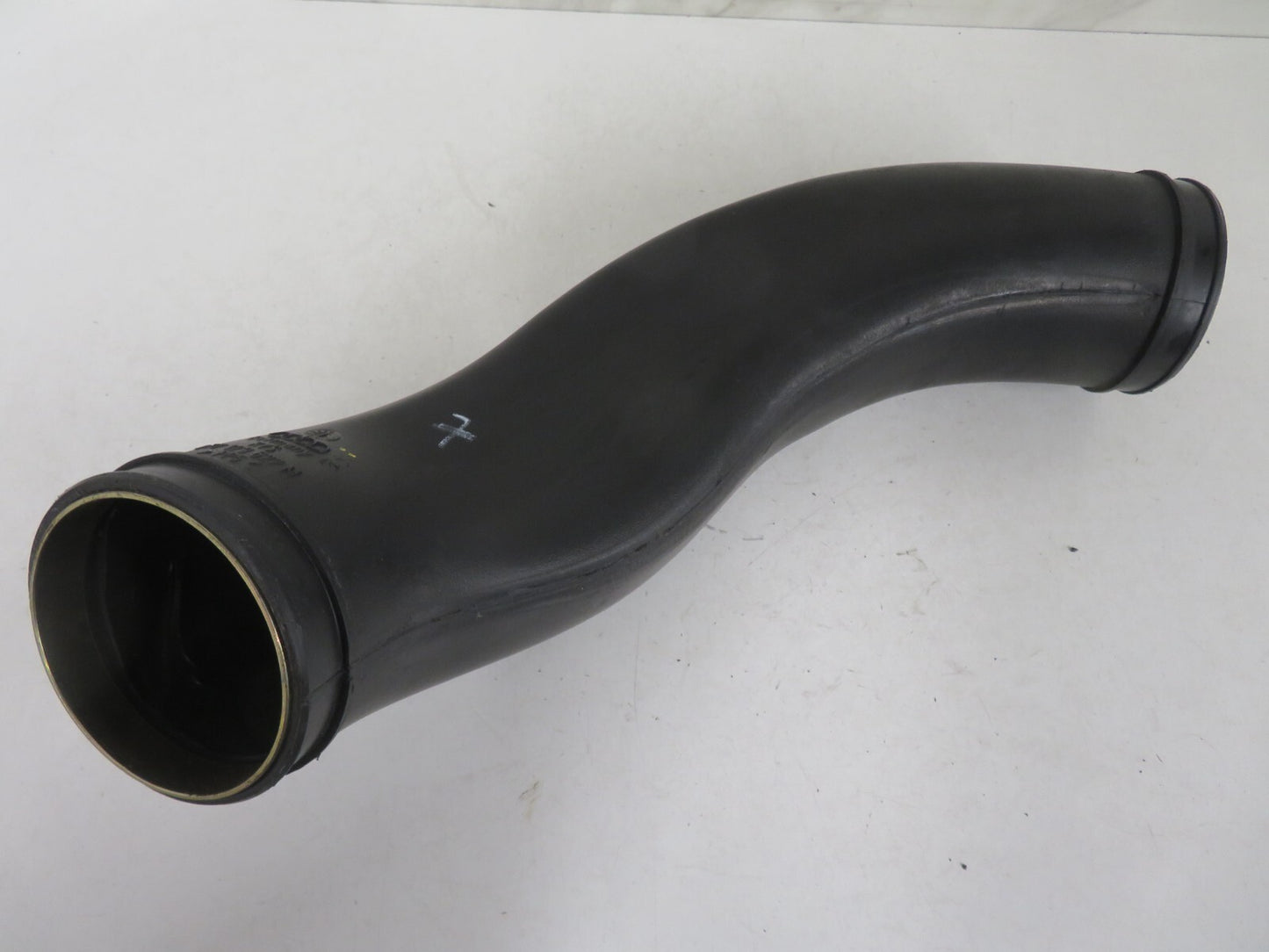 AUDI A8 D2 V8 AIR INTAKE PIPE 077129827 1998-2002 1515-6