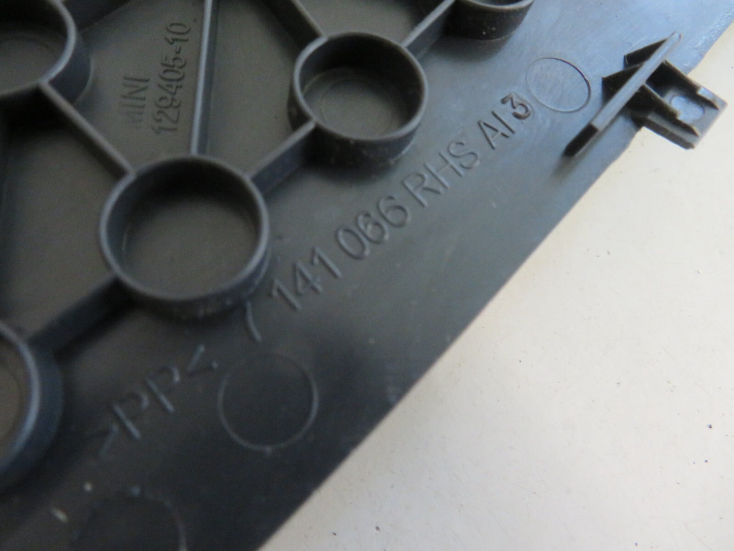 MINI COOPER R50 R53 OS DRIVER SIDE DASHBOARD END TRIM 7144590 2001-2006 A1046-2