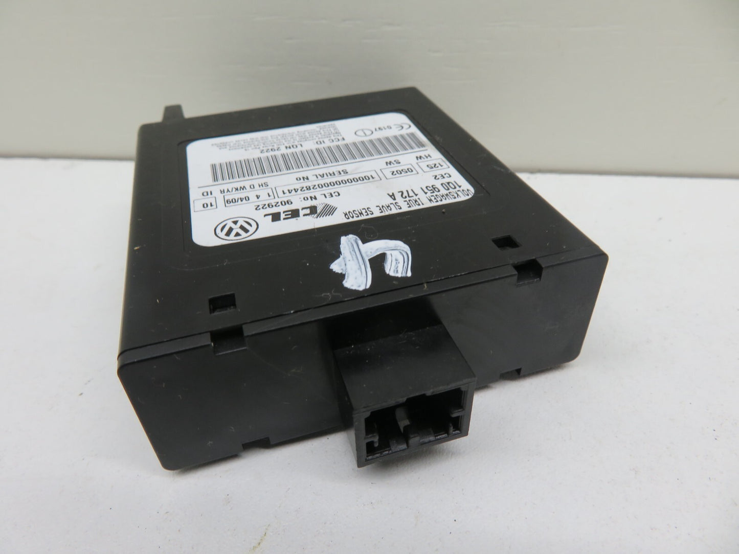 VOLKSWAGEN VW EOS ALARM SENSOR MODULE 1Q0951172A 2006-2010 1721-4