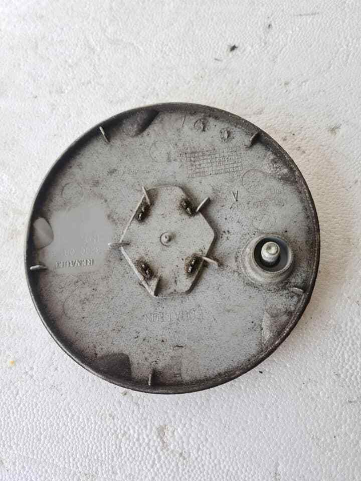 RENAULT MEGANE ALLOY WHEEL CENTRE CAP 1998-2002 MK1-4