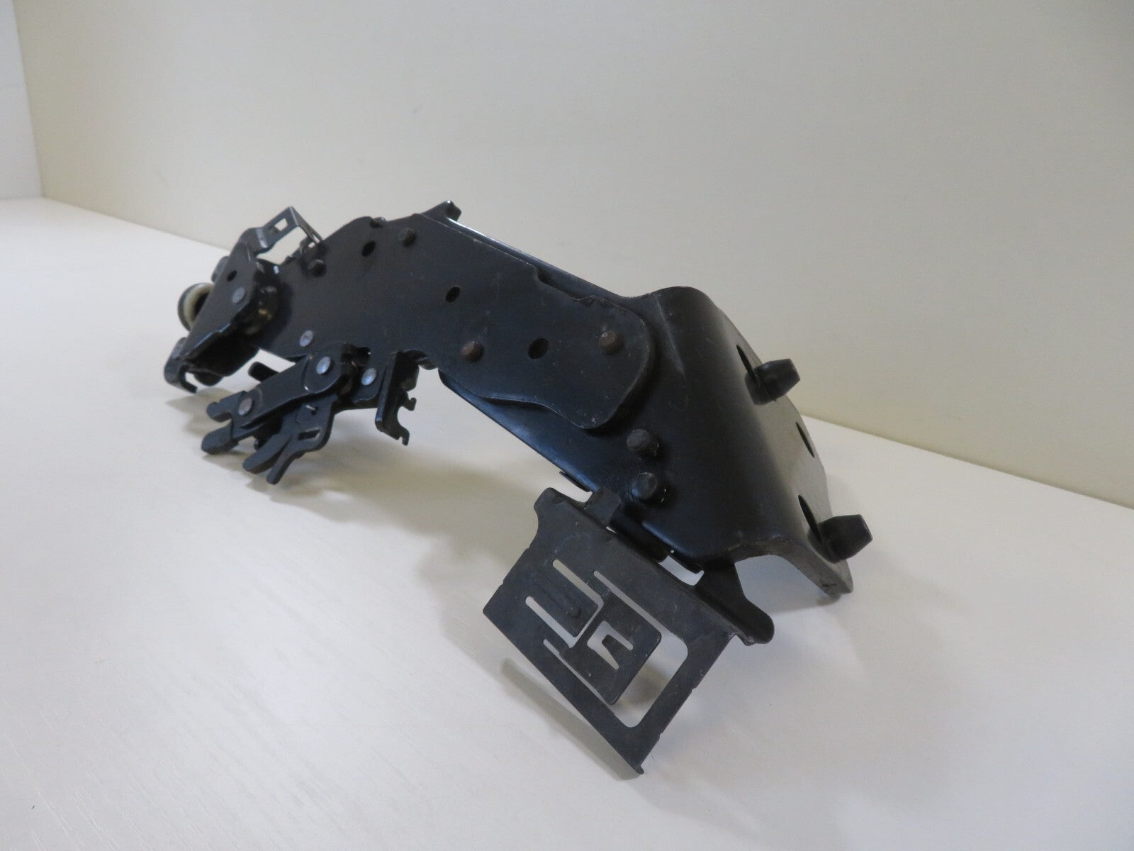 FORD C MAX GRAND NSR BOTTOM GUIDE ROLLER HINGE AM51-U25001-AF 2011-2015 1507-5