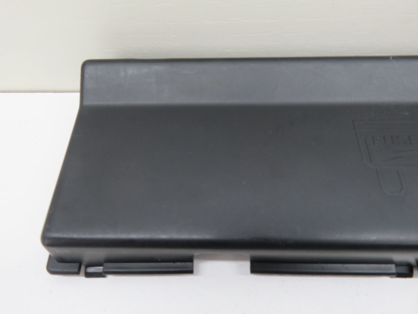 LAND ROVER FREELANDER 1 INTERIOR FUSE BOX COVER YQS000282 1998-2004 1310-14