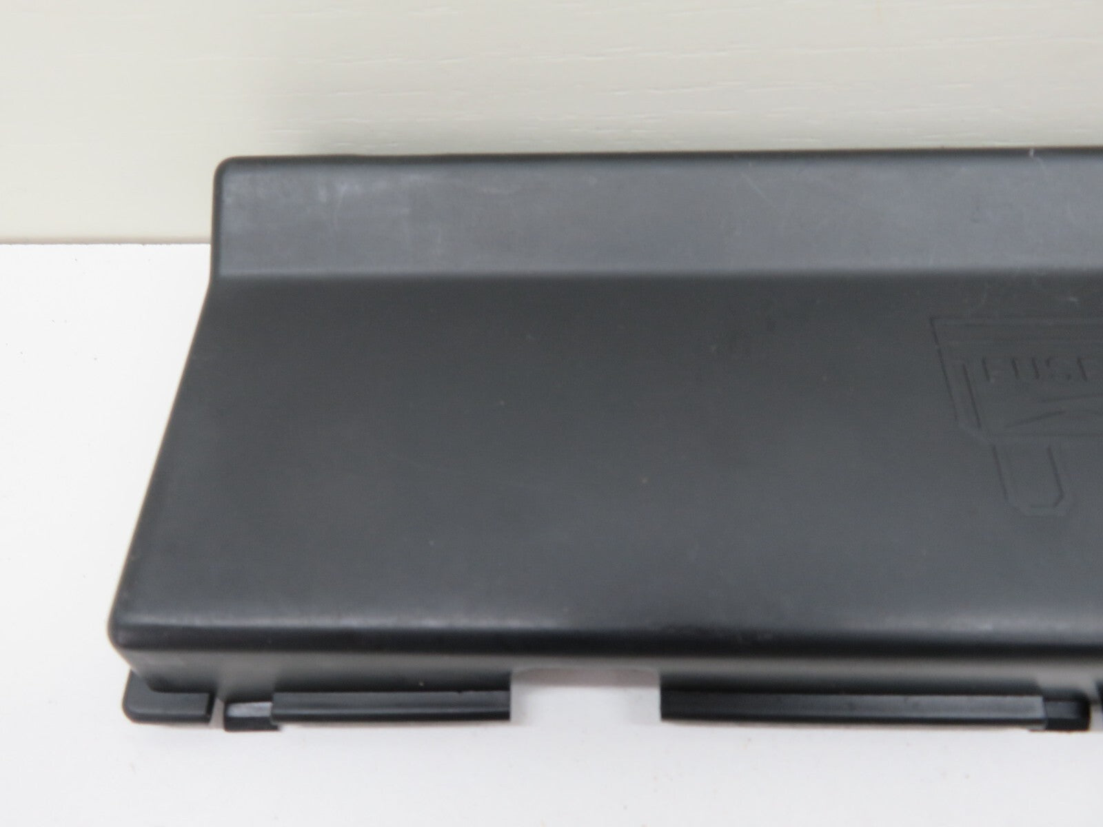 LAND ROVER FREELANDER 1 INTERIOR FUSE BOX COVER YQS000282 1998-2004 1310-14