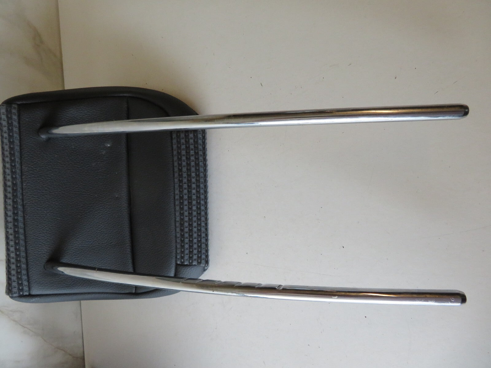 MERCEDES BENZ B CLASS W169 REAR CLOTH HEAD REST 2006-2010 AMS1211-2