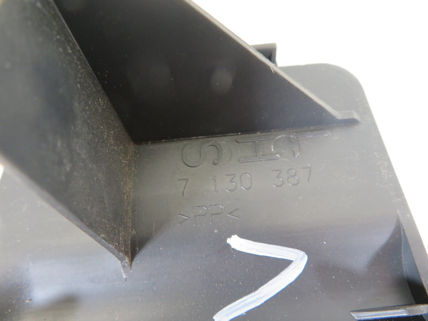 BMW MINI COOPER R52 NS REAR BOOT ACCESS COVER 7130387 2004-2006 A1641-7