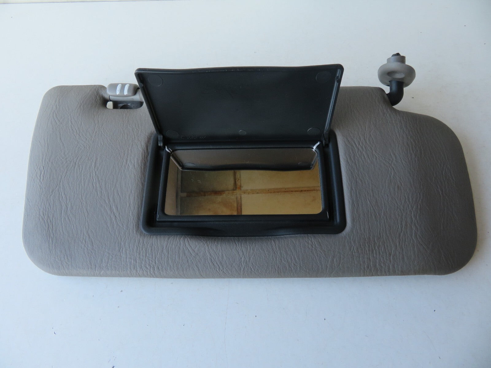 NISSAN MICRA K11 OS DRIVER SUN VISOR 1993-2002 AMS1036-11