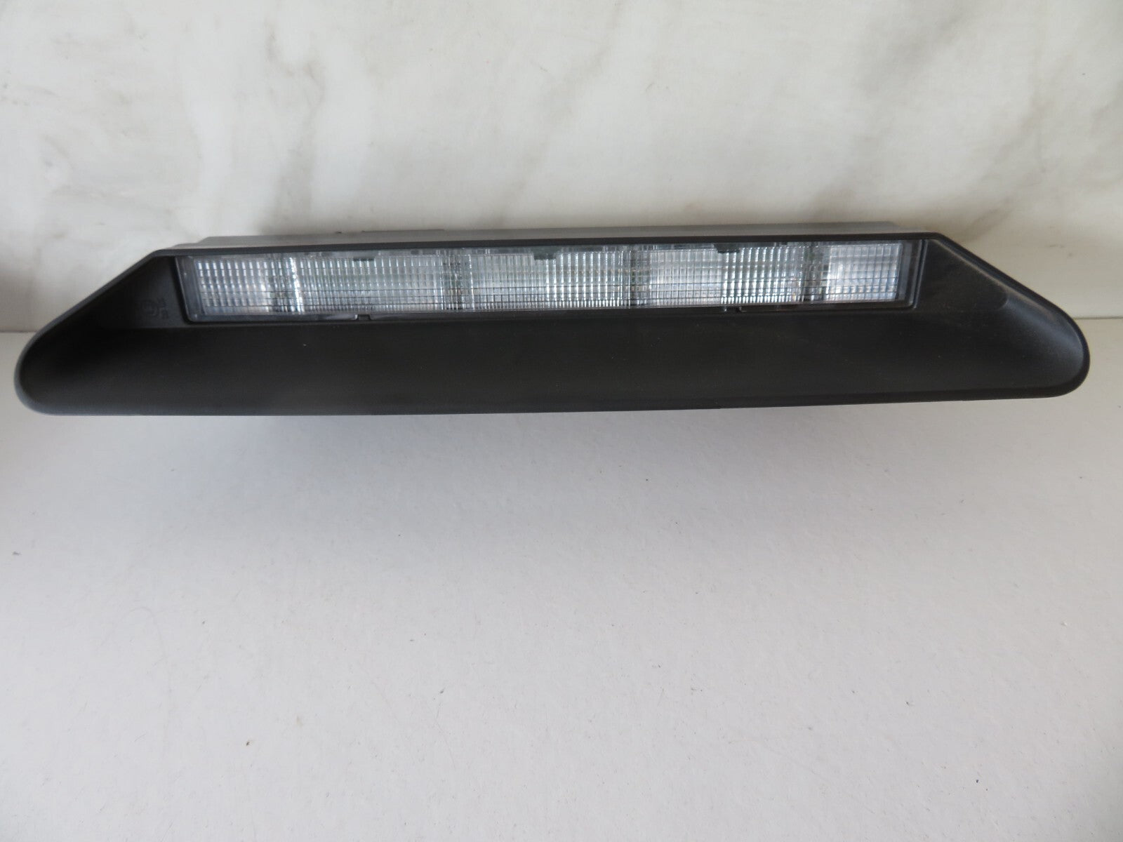 RENAULT TWINGO REAR CENTRE BRAKE LIGHT 265903126r 2014-2017 AMS1558