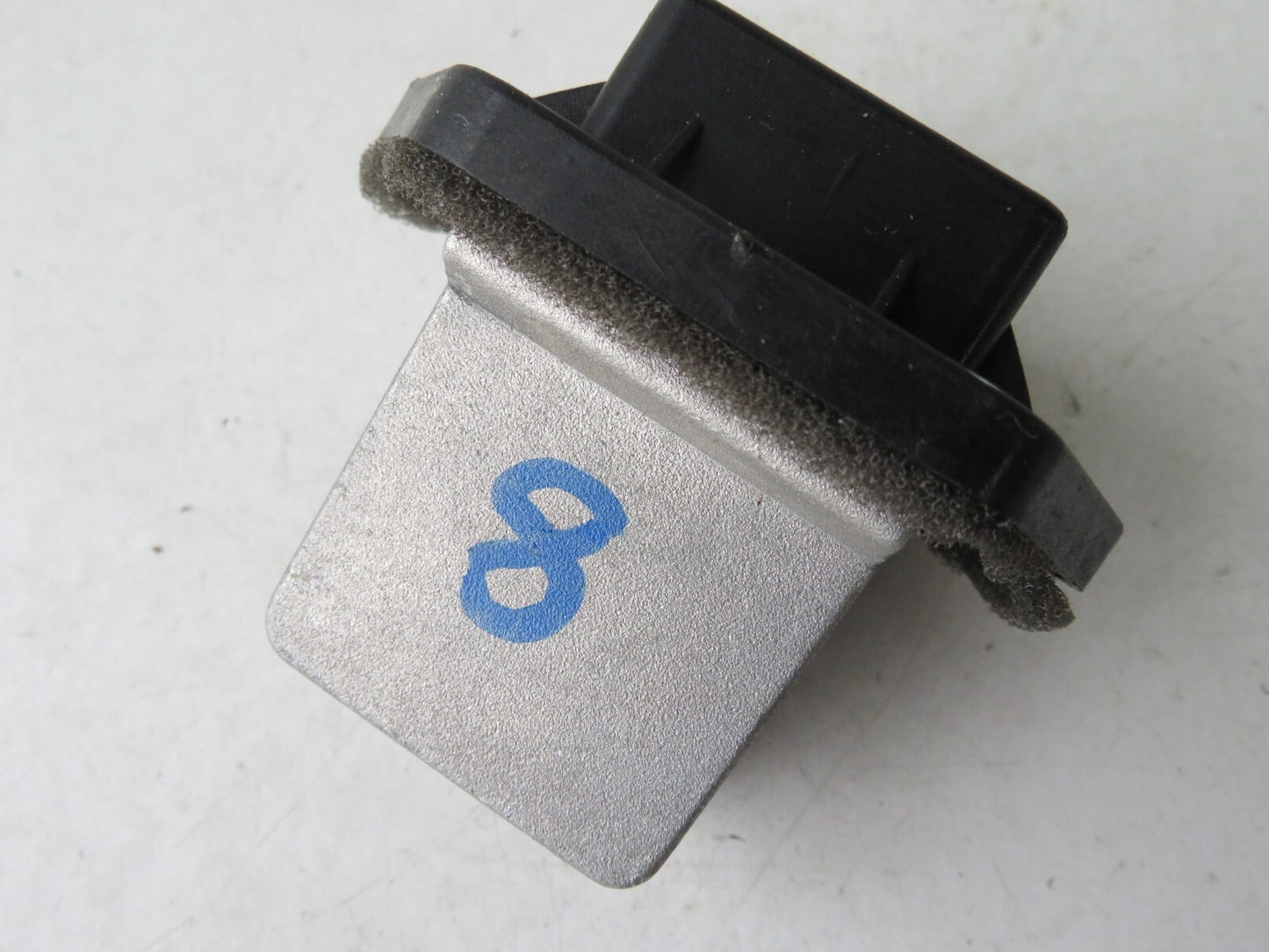 KIA CARENS HEATER BLOWER MOTOR RESISTOR 2006-2012 A1408-8