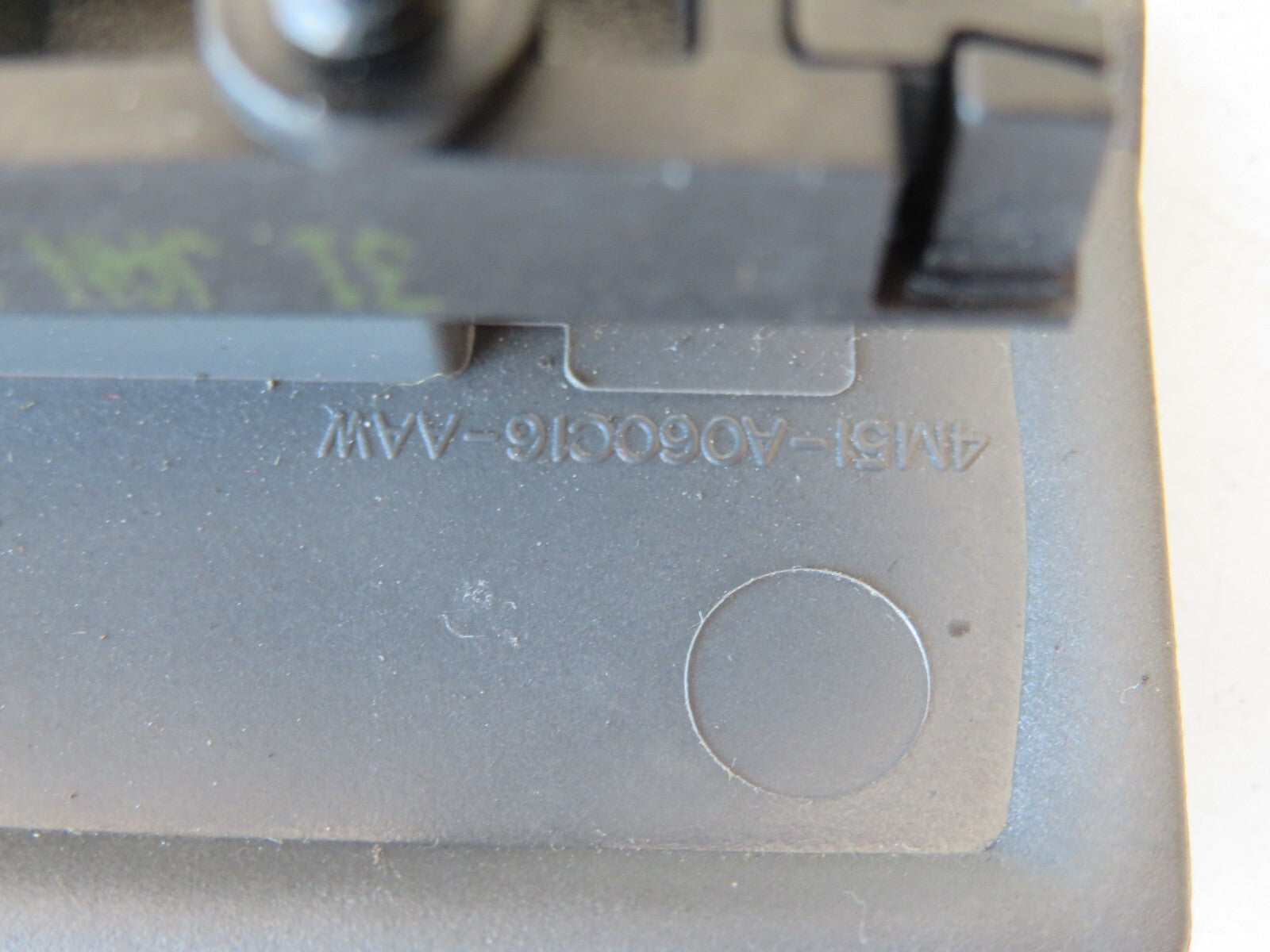 FORD FOCUS MK2 GLOVEBOX HANDLE 2008-2011 AMS1216