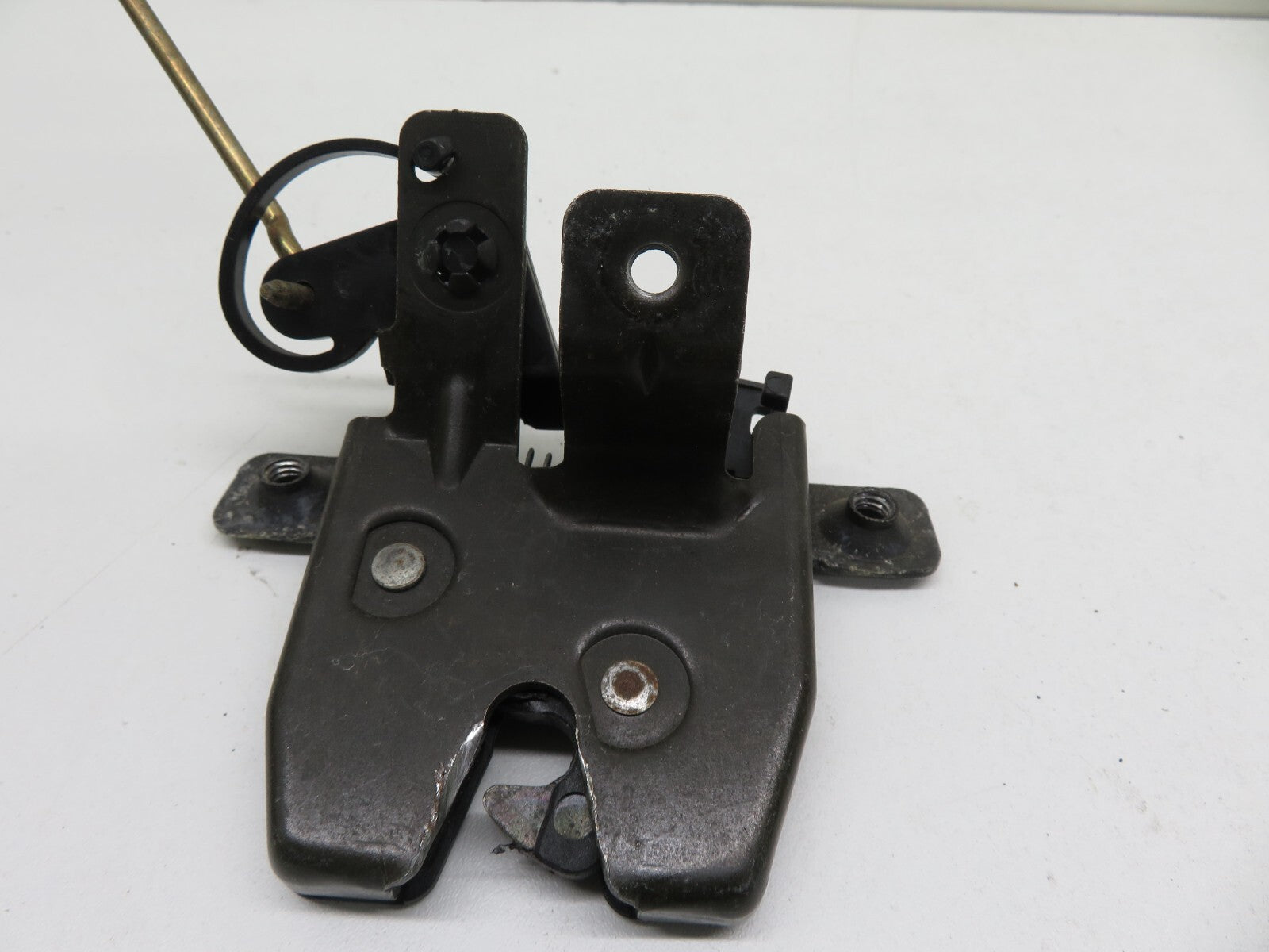 BMW E36 3 SERIES TAILGATE BOOT LOCK CATCH 81737211 1991-1998 1756-5