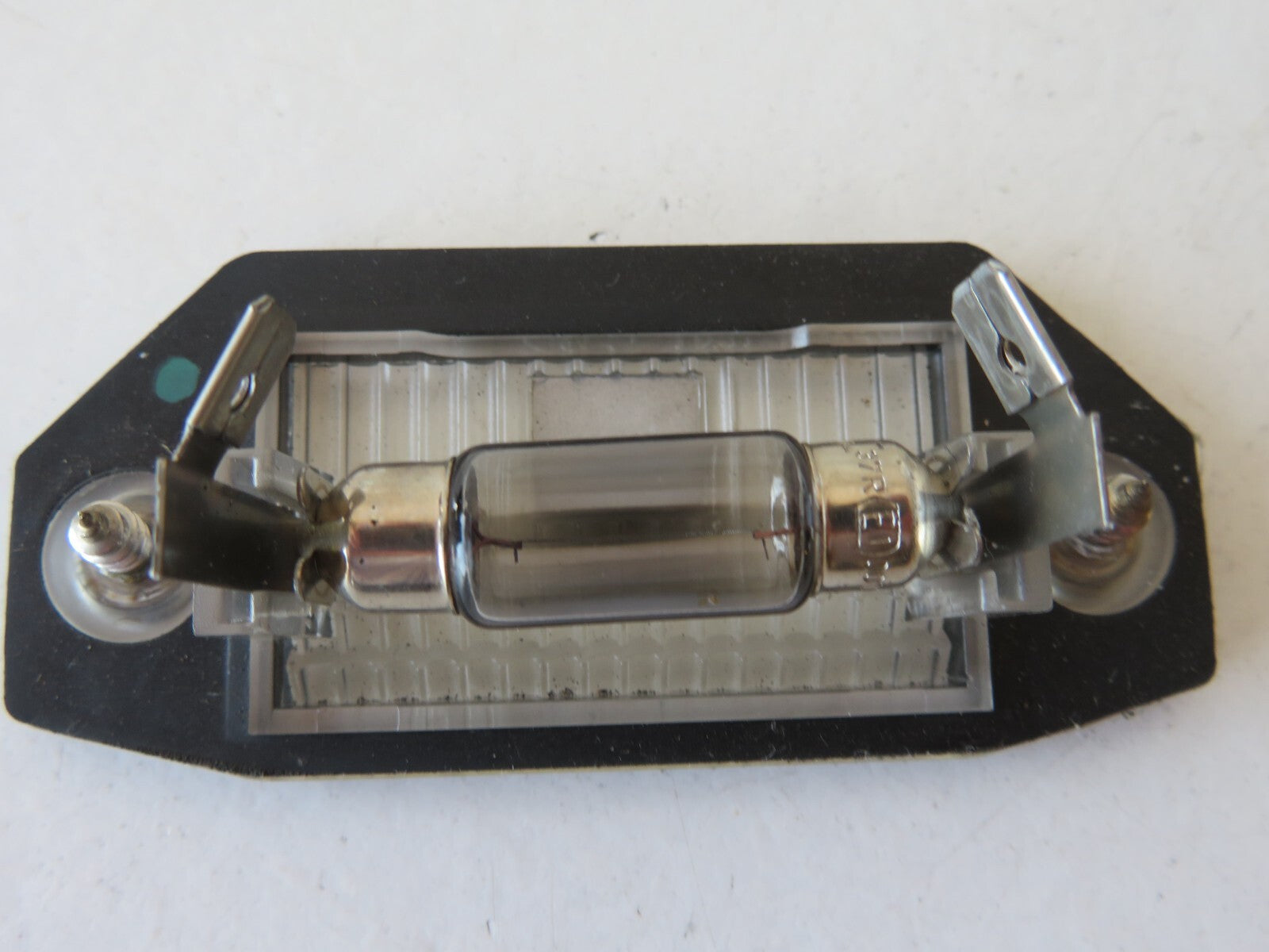 FORD MONDEO MK3 NUMBERPLATE LIGHTS PAIR 2001-2007 RA04