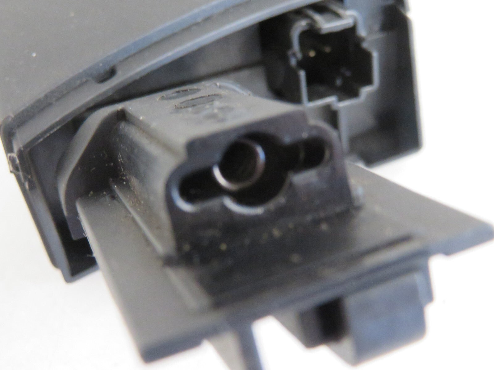 FORD FOCUS MK2 STEERING WHEEL VOLUME CONTROLS 3M5T-14K147-AD 2005-08 MIXAM1404-9