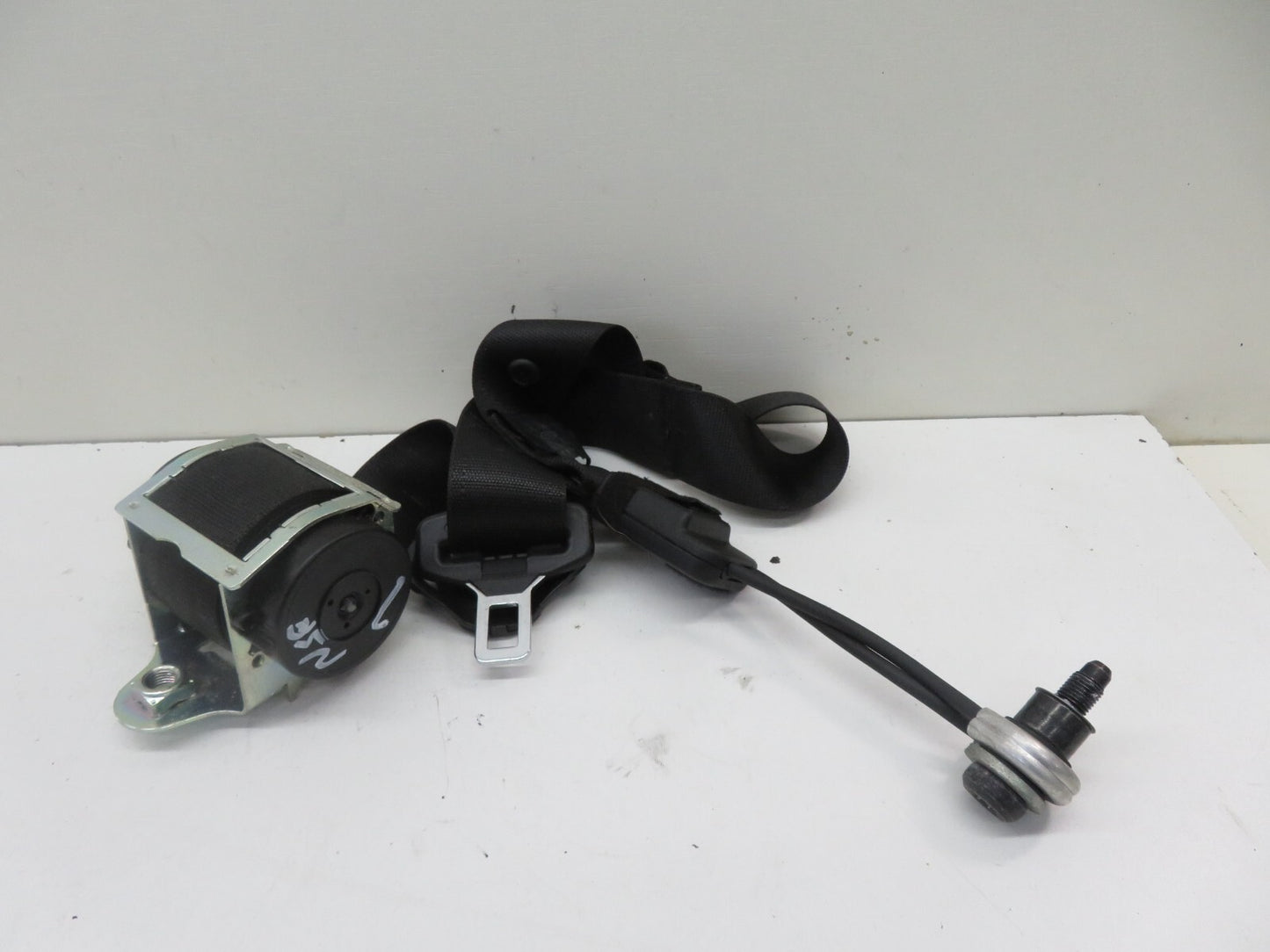 VAUXHALL CORSA D NSF PASSENGER FRONT SEAT BELT 607707500C 2006-2011 1700-7