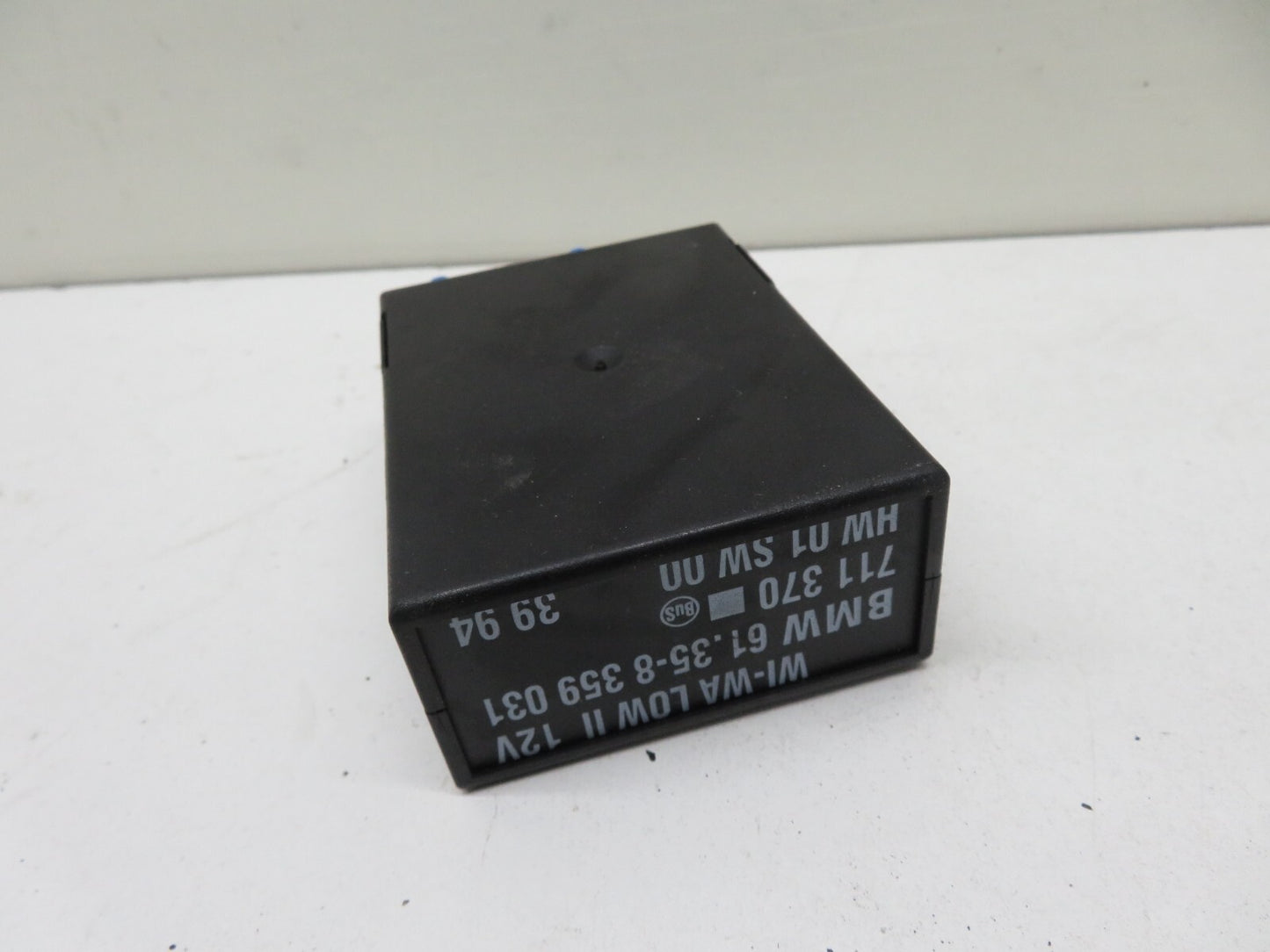 BMW E36 3 SERIES WINDSCREEN WASH RELAY 8359031 1991-1998 17**-3