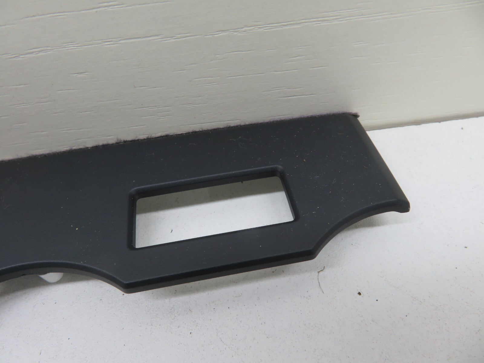 LAND ROVER FREELANDER 2 SWITCH SURROUND TRIM 2007-2014 1227-12