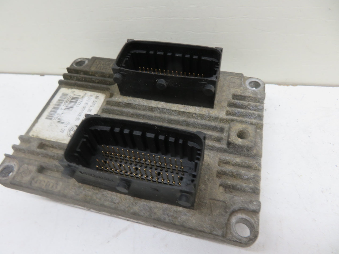 FIAT 500 ENGINE CONTROL ECU 51847332 2007-2012 1854-2