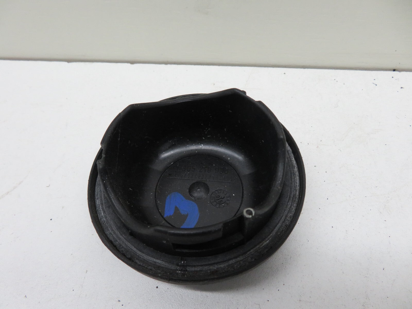 MINI COOPER S R50 R52 R53 HEADLIGHT BULB COVER 2004-2006 1700-3