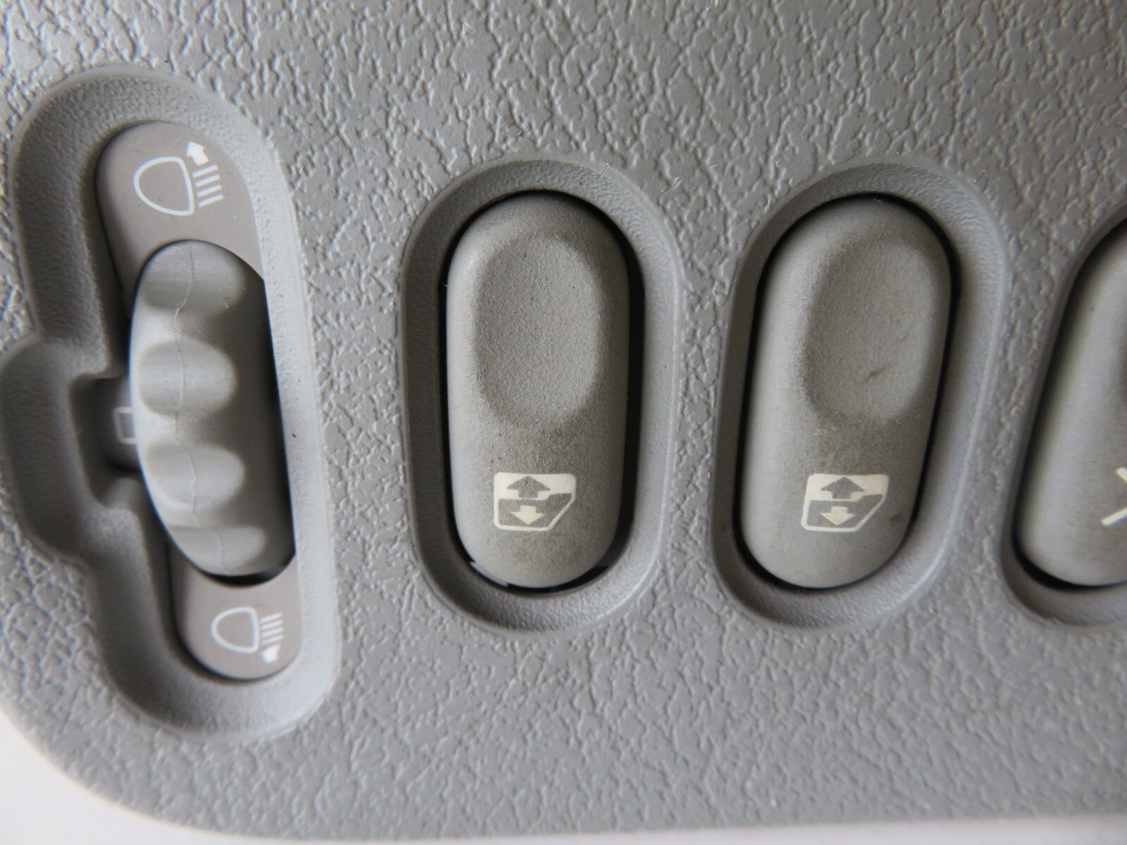 RENAULT SCENIC MK1 WINDOW SWITCHES 7700432430 1999-2003 AMS1233