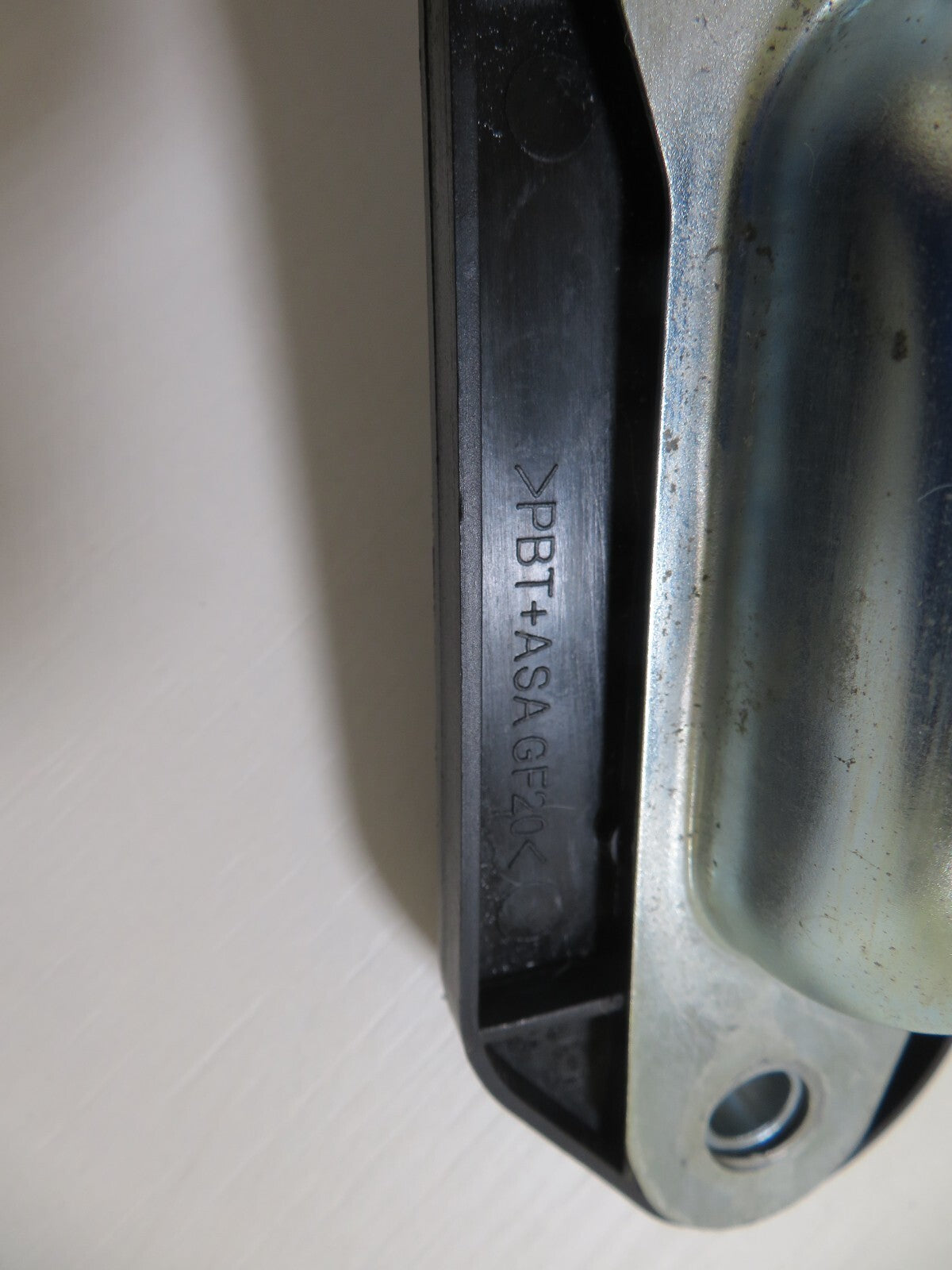 VOLKSWAGEN VW TOURAN REAR TAILGATE NUMBERPLATE LIGHTS 1TD827574A 2003-09 1019-2