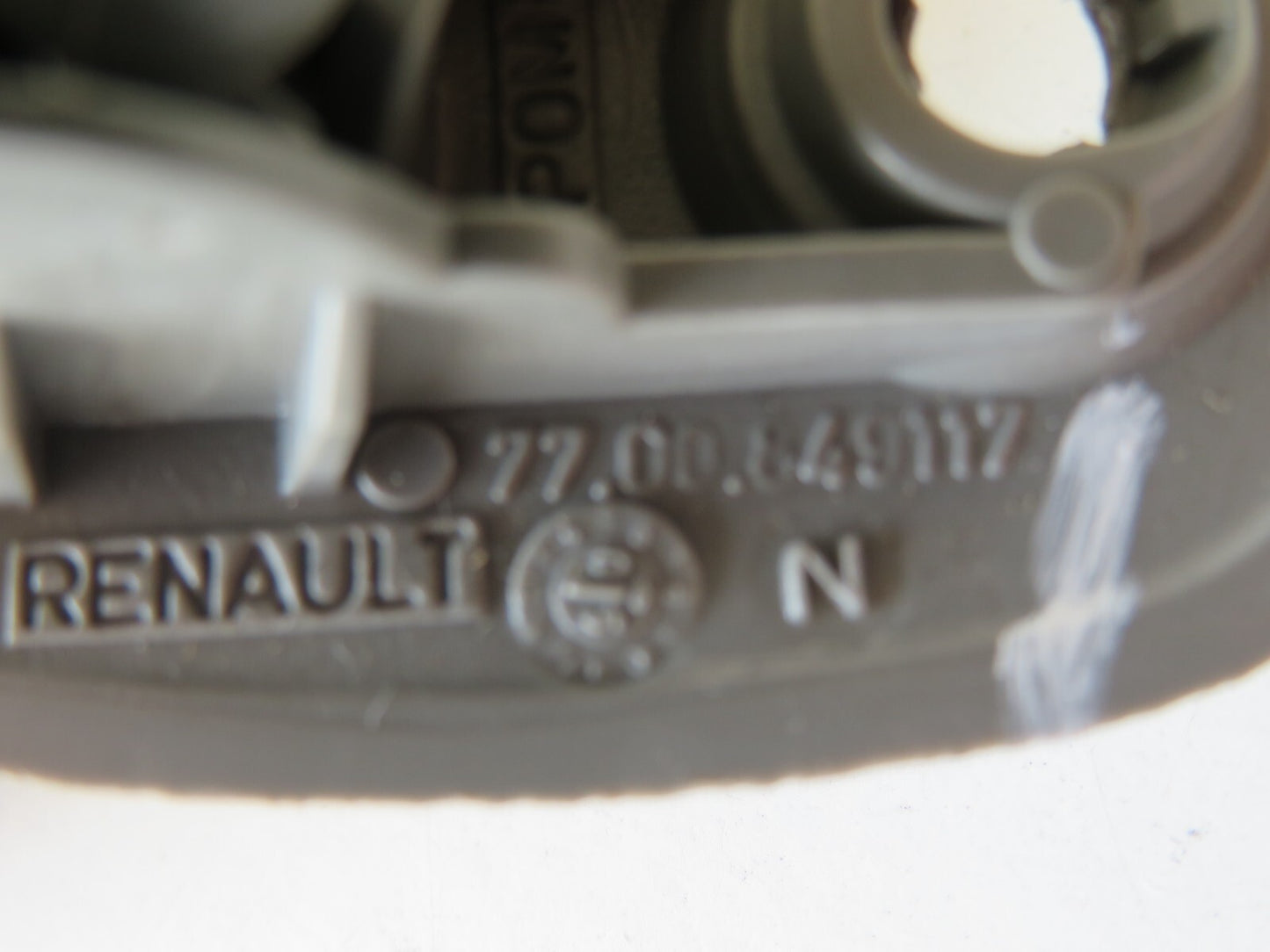 RENAULT CLIO MK2 NS PASSENGER SIDE SUN VISOR 1998-2006 AS80