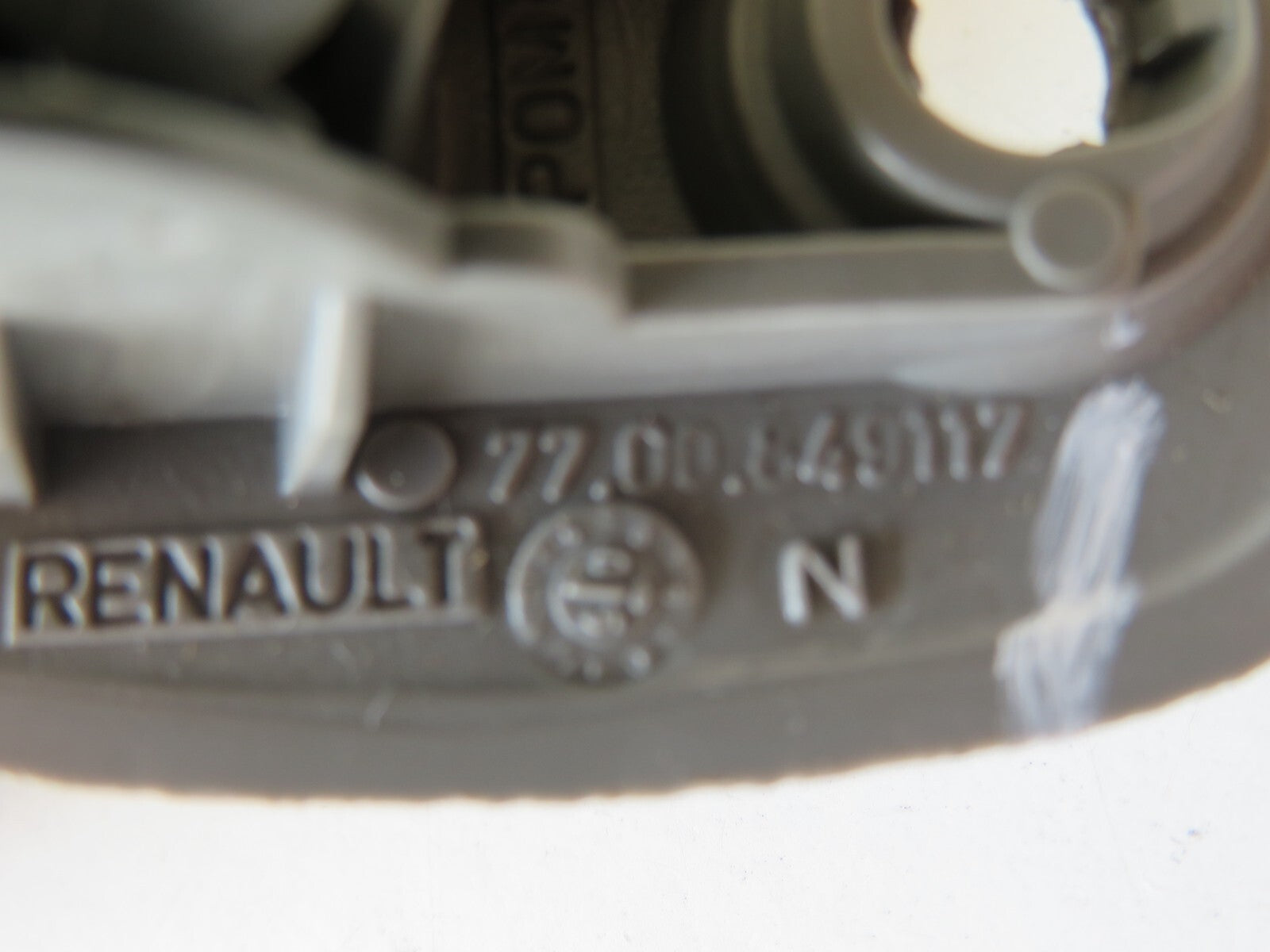 RENAULT CLIO MK2 NS PASSENGER SIDE SUN VISOR 1998-2006 AS80