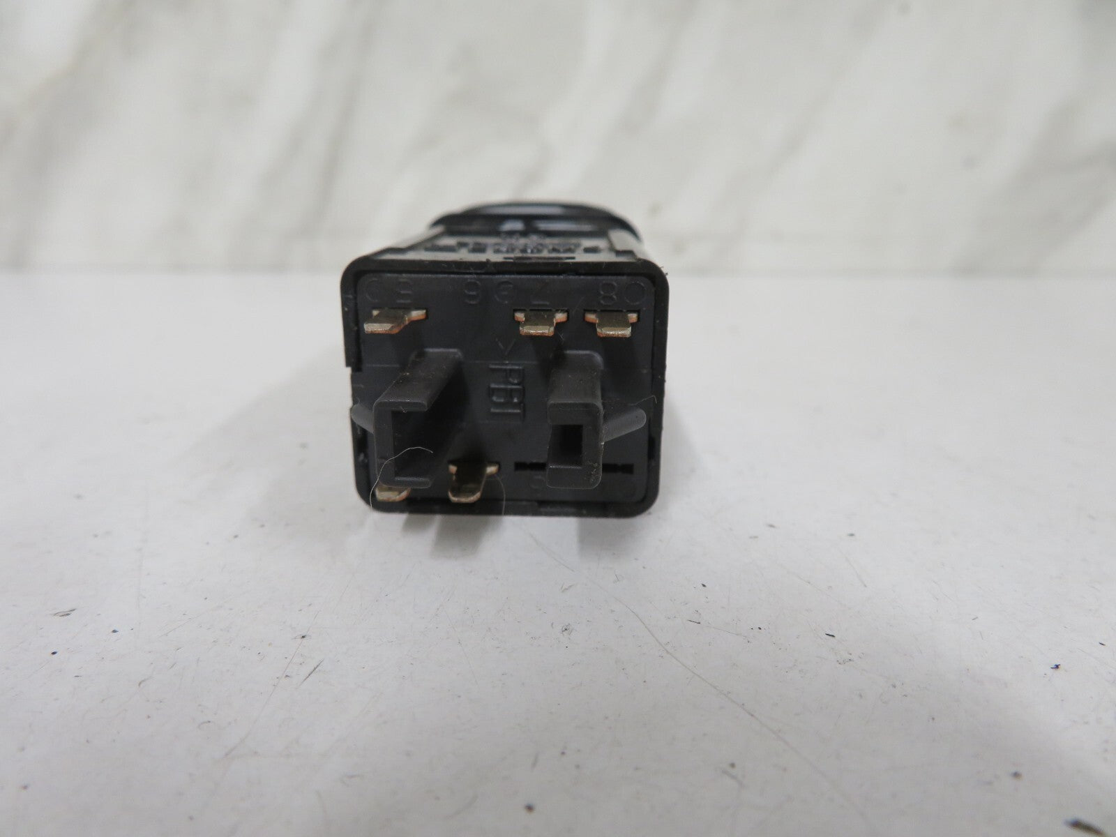 SAAB 95 9-5 ESP TRACTION SWITCH 12768425 2005-2009 MIX1349-12