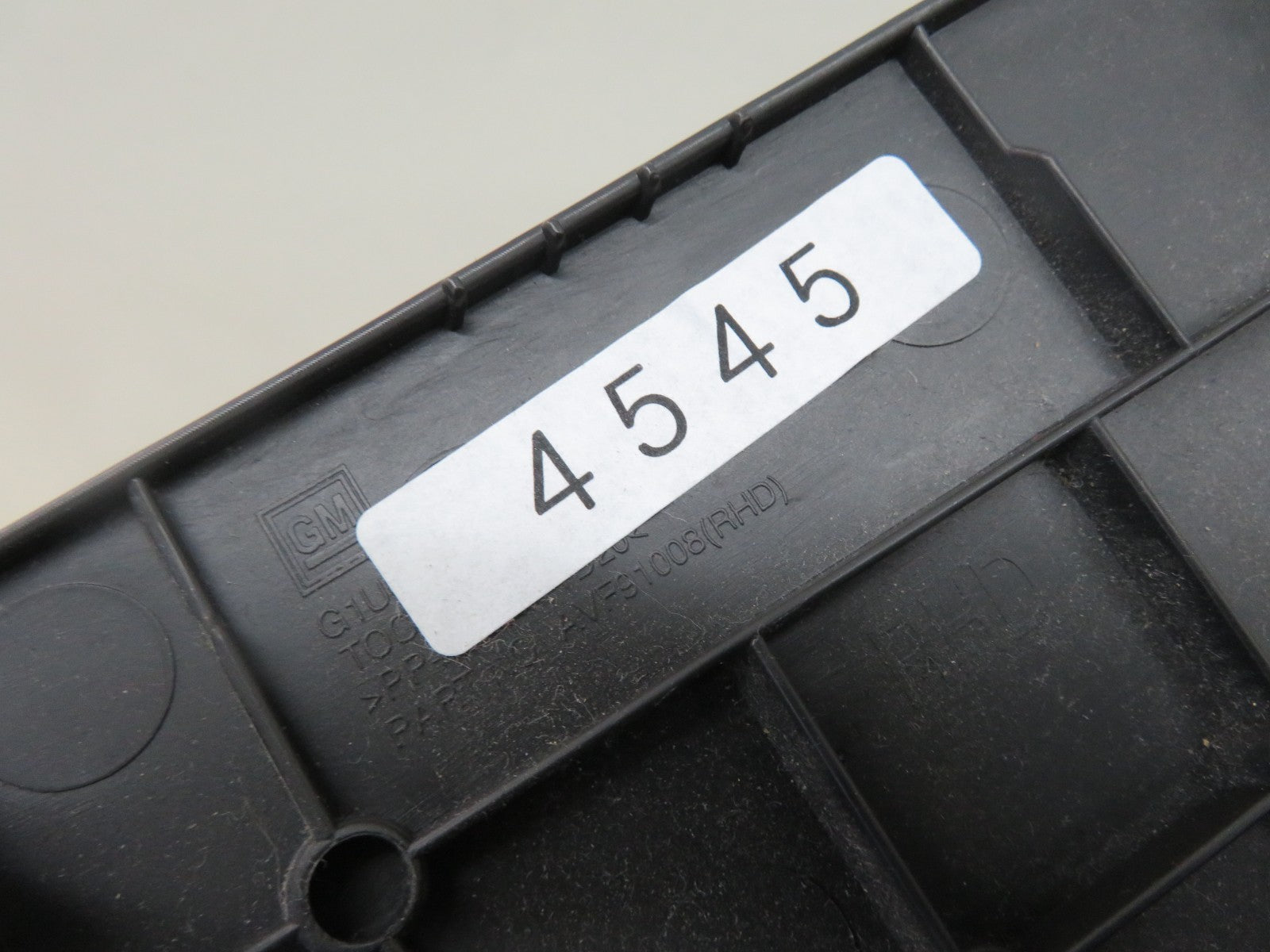 VAUXHALL MOKKA OS DRIVER GLOVE BOX STORAGE TRIM 2012-2016 1739-1