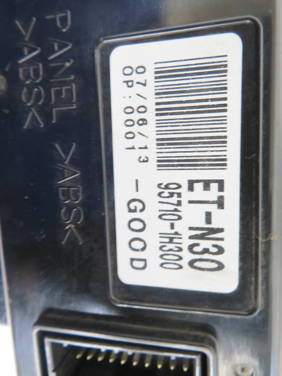 KIA CEED RADIO DISPLAY SCREEN 95710-1H300 2006-2012 MIX1348-10