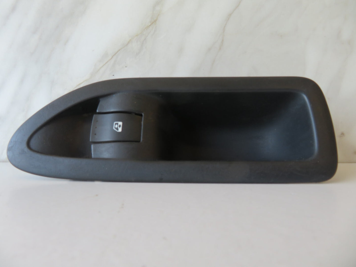 RENAULT LAGUNA MK2 NSR WINDOW SWITCH 8200016013 2000-2007 AMS1132