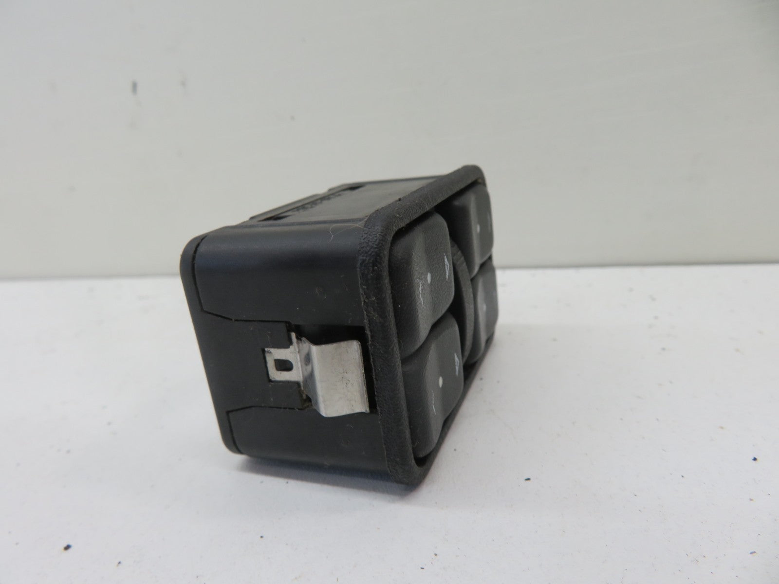 VAUXHALL ZAFIRA A  OS DRIVER WINDOW SWITCHES 90561086 1999-2005 1353-9