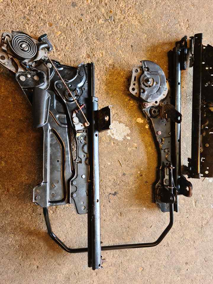 SUZUKI JIMNY SEAT RUNNERS PAIR DRIVER AND PASSENGER 2005-2015 SH55 