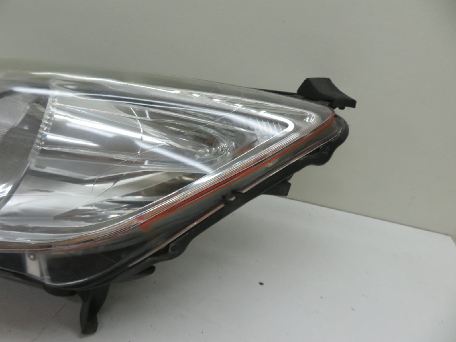FORD C MAX NS FRONT PASSENGER HEADLIGHT AM51-13W030-BE (SEE PHOTOS) 2010-2015