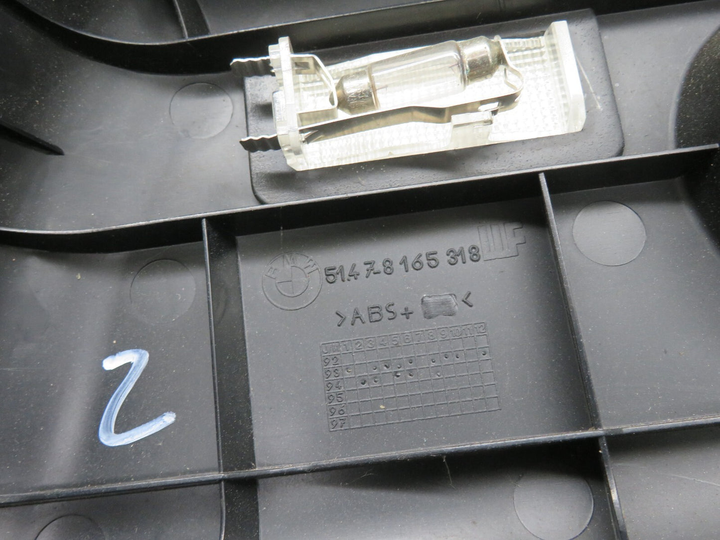 BMW E36 320 323 328 OS DRIVER REAR BOOT LIGHT COVER TRIM  1991-1998 1741-2