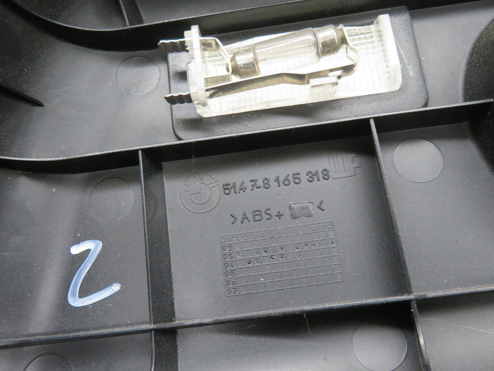 BMW E36 320 323 328 OS DRIVER REAR BOOT LIGHT COVER TRIM  1991-1998 1741-2