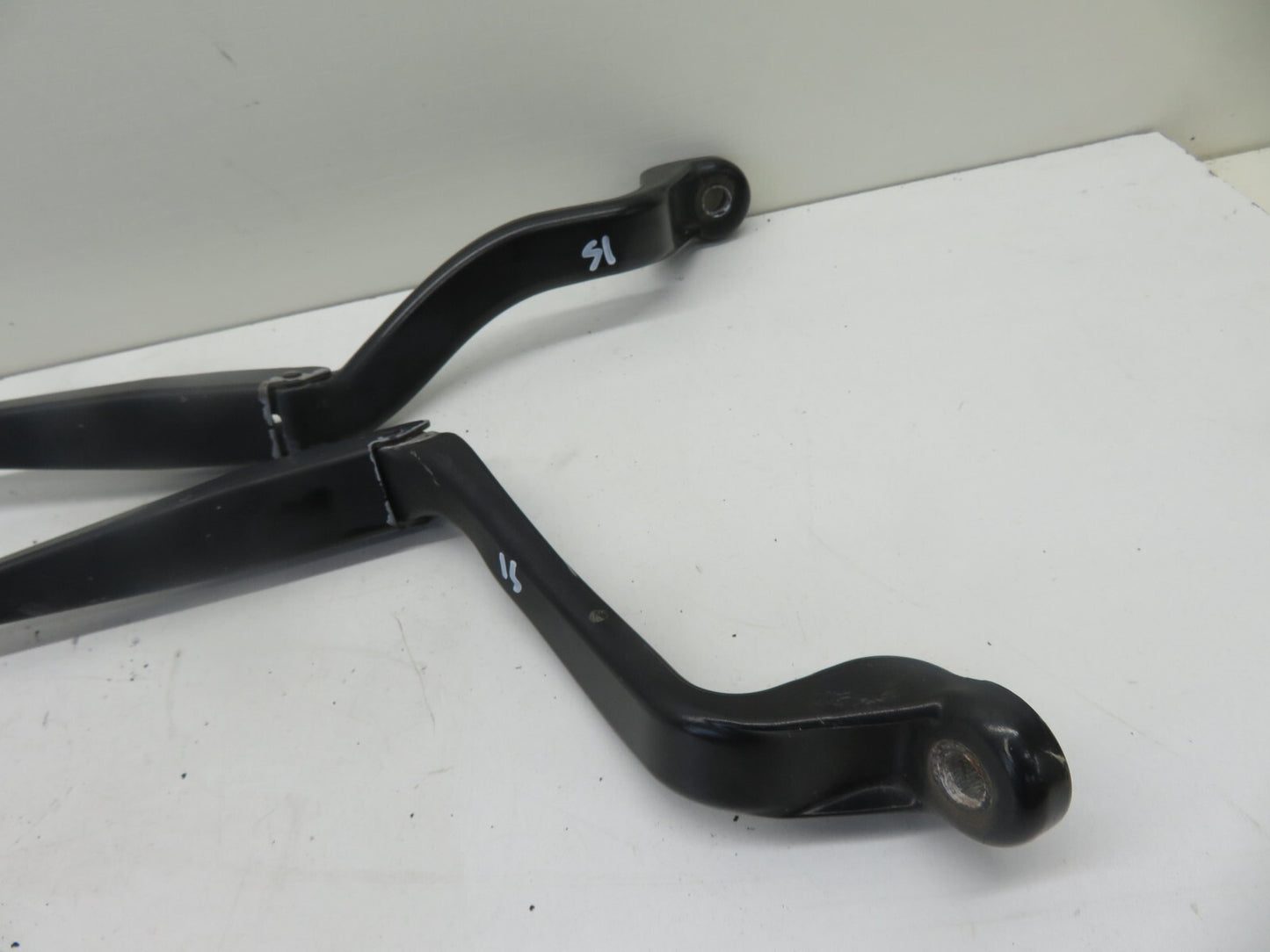FORD S-MAX FRONT WIPER ARMS PAIR (SEE PHOTOS) 2006-2014 2121-15