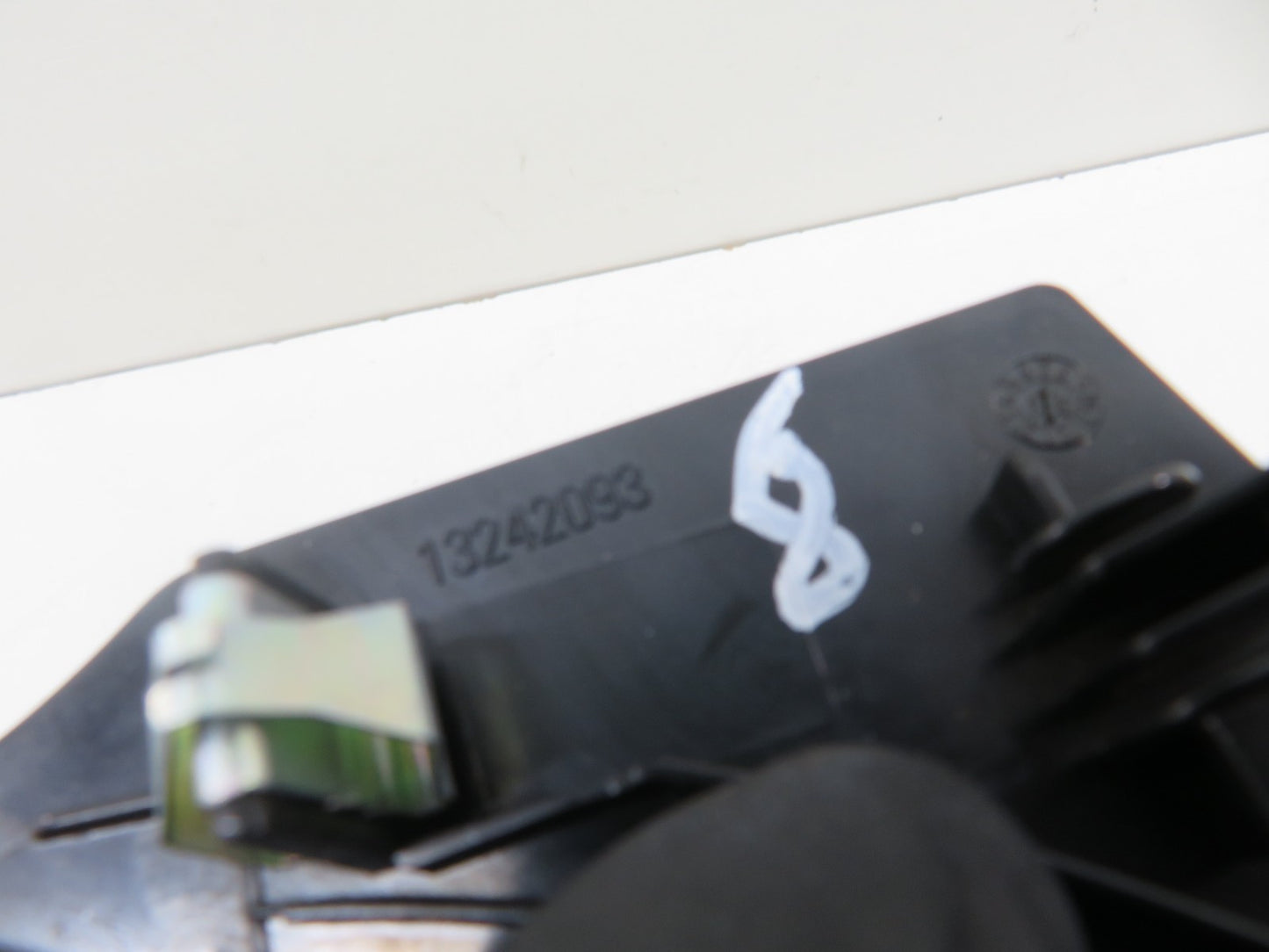 VAUXHALL INSIGNIA CENTER CONSOLE TRIM 13242093 2008-2013 1155-8