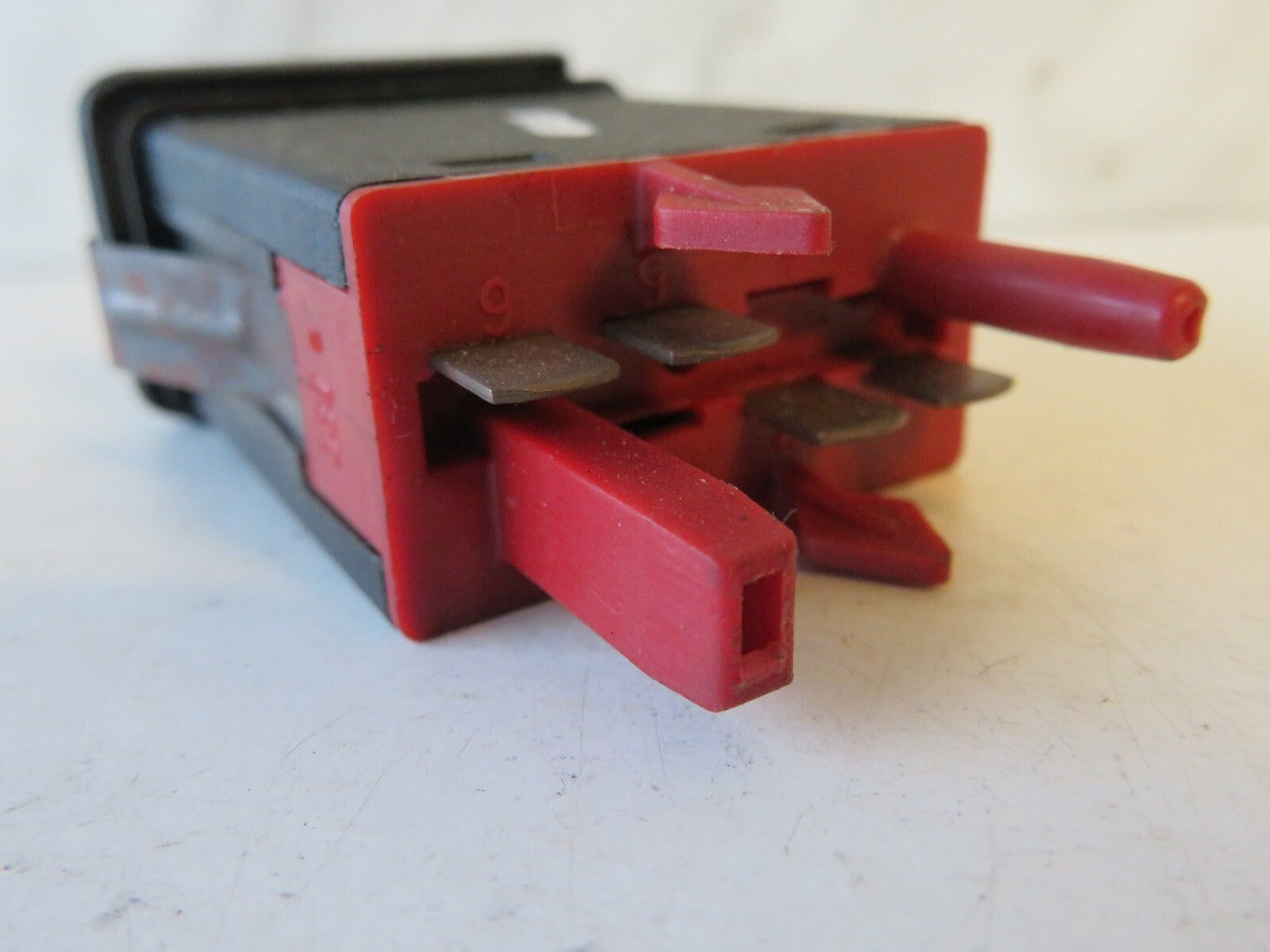 VOLKSWAGEN VW GOLF MK4 ASR TRACTION SWITCH 1J0927133A 1998-2004 AMS1703-1