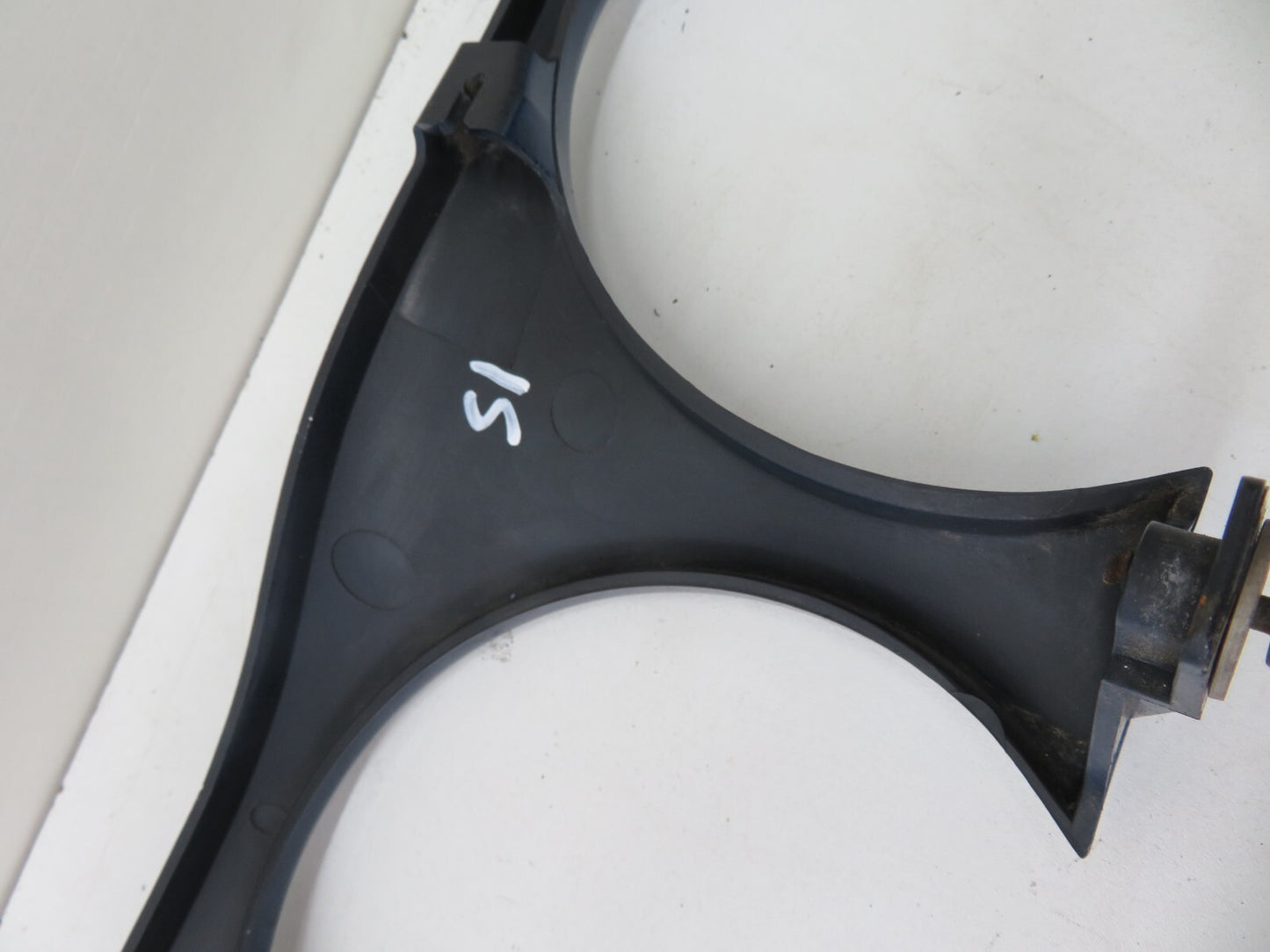 JAGUAR XJR NS FRONT HEADLIGHT SURROUND TRIM PASSENGER SIDE 1994-2001 1200-15