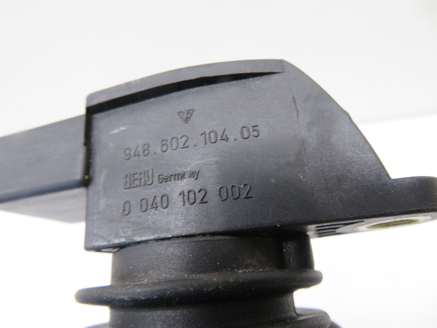 PORSCHE CAYENNE 955 BERU IGNITION COIL PACK 2303590361 X1 2003-2006 1804-8