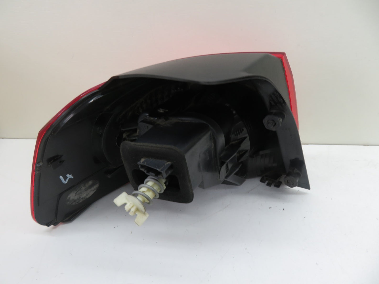 VW GOLF MK6 OS DRIVER REAR TAIL LIGHT CLUSTER 2009-2013 REF-4