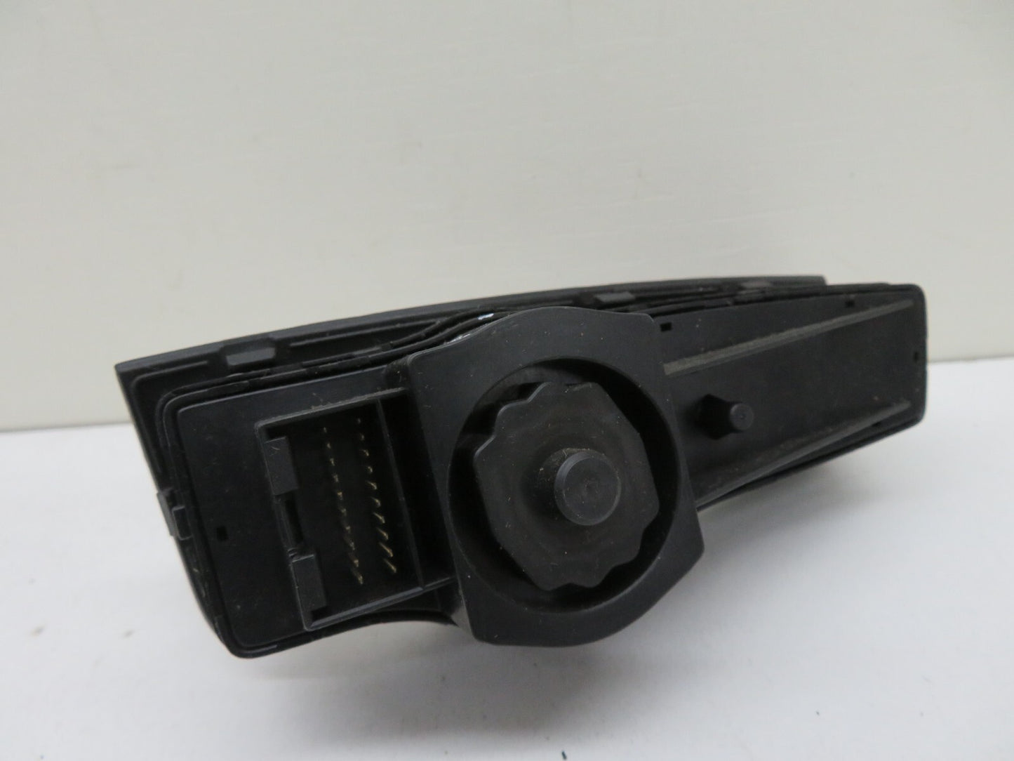 HYUNDAI I40 HEADLIGHT CONTROL SWITCHES 93300-3Z970 2011-2015 A581-12