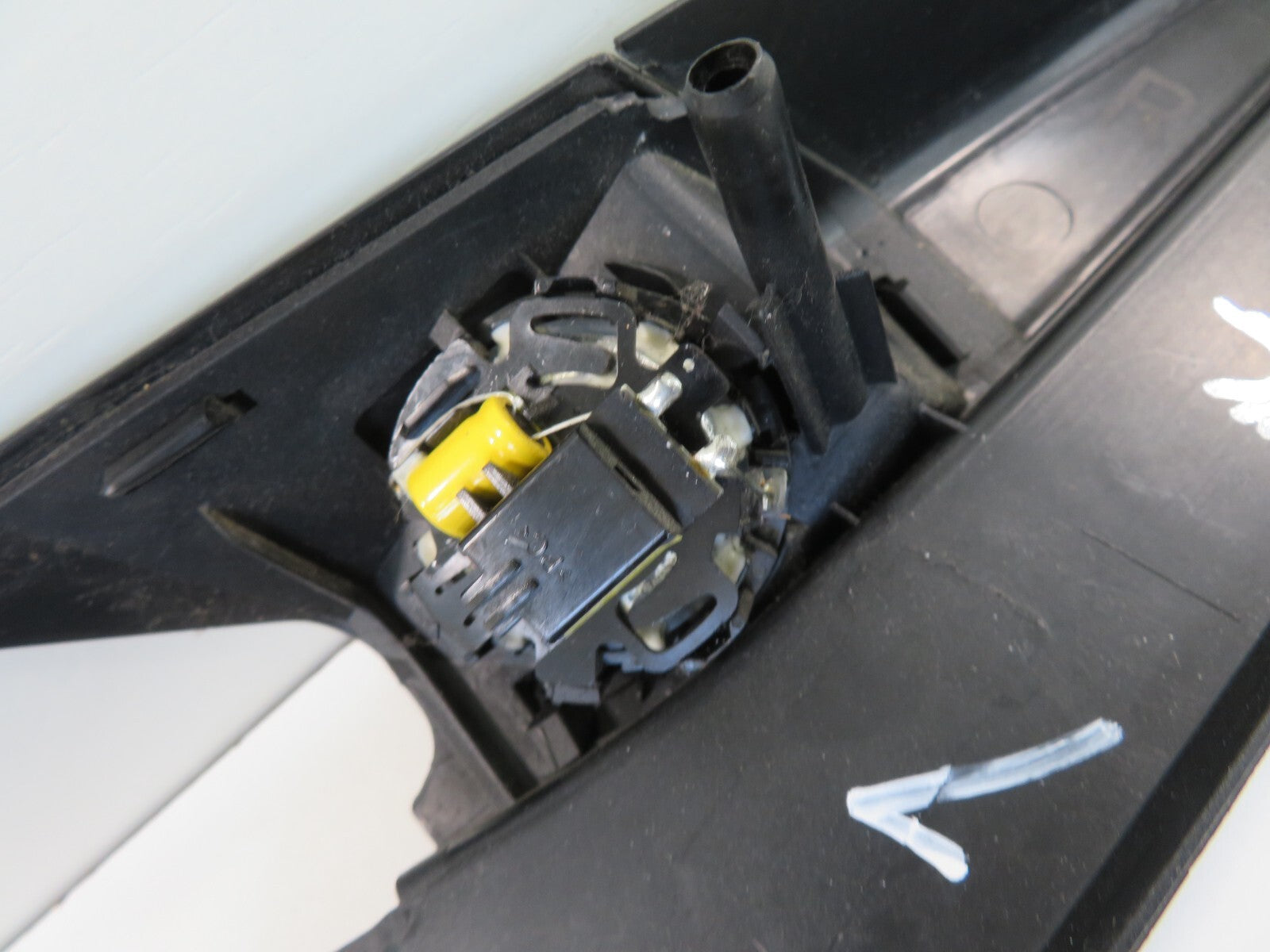 FORD C-MAX OSF INTERIOR DOOR TWEETER TRIM 2006-2010 1551-7