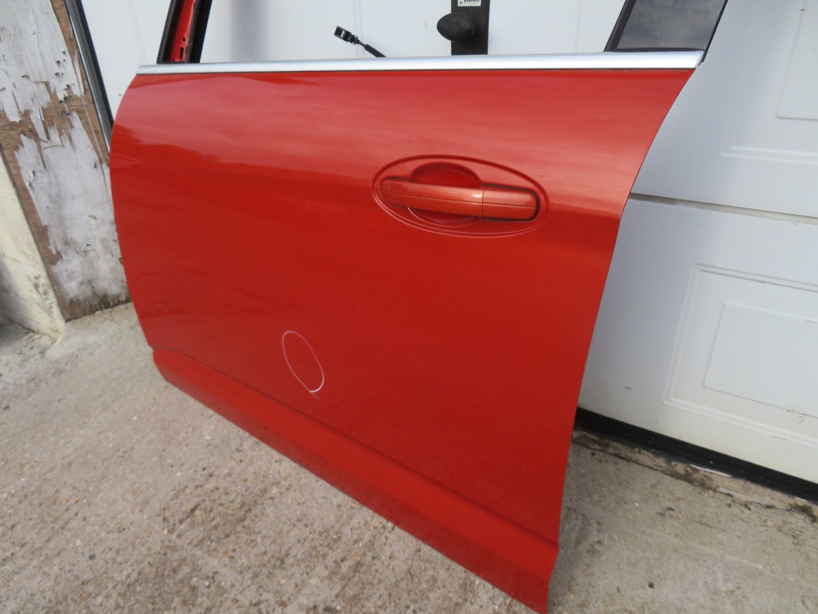 FORD CMAX C MAX NSF PASSSENGER FRONT DOOR IN ORANGE 2010-2015 (SEE PHOTOS)